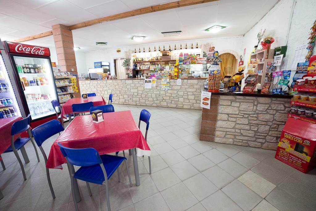 Camping Dei Tigli Torre del Lago Puccini Dış mekan fotoğraf